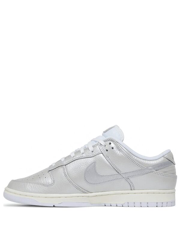 Nike Dunk Low Metallic Silver
