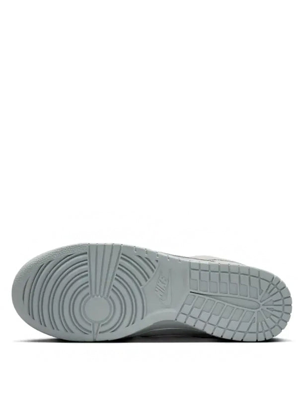 Nike Dunk Low Retro Nubuck Wolf Grey