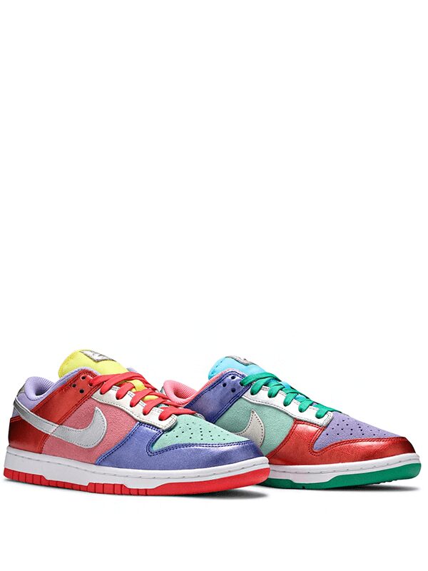 Nike Dunk Low Sunset Pulse