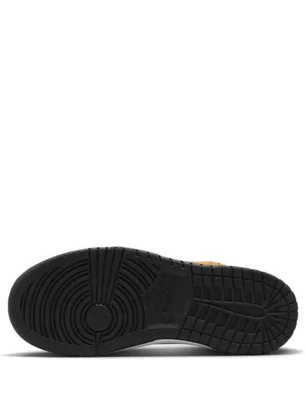 Nike Dunk Low Tiger Stripes