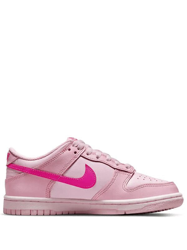 Nike Dunk Low Triple Pink