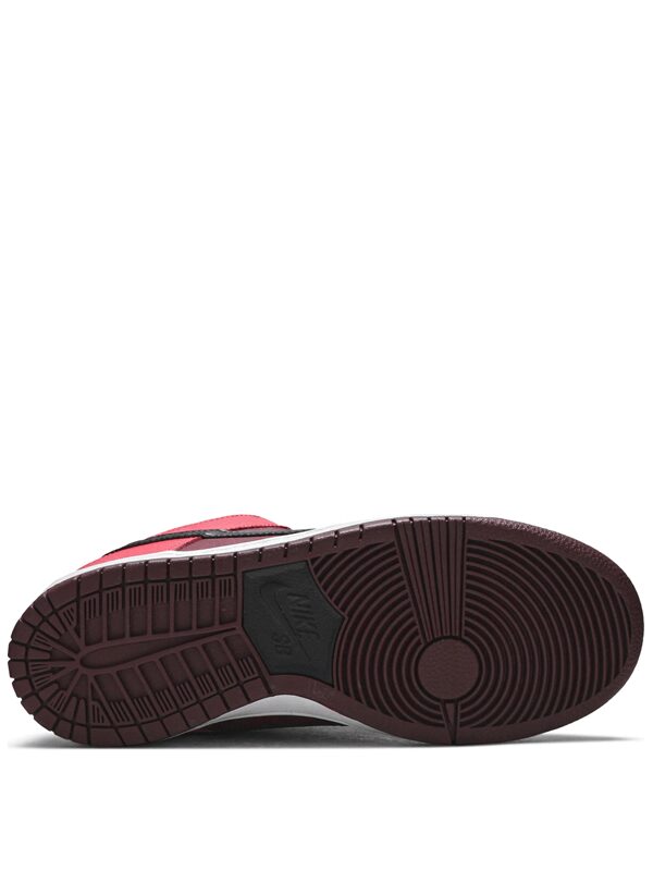 Nike Dunk SB Low Laser Crimson