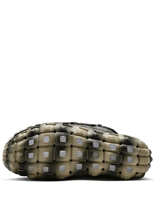Nike ISPA Mindbody Trash