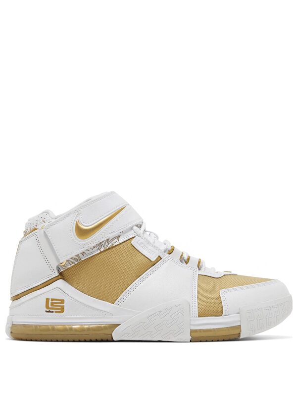 Nike LeBron Zoom 2 Maccabi (2022)
