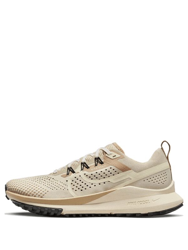 Nike React Pegasus Trail 4 Sanddrift Coconut Milk