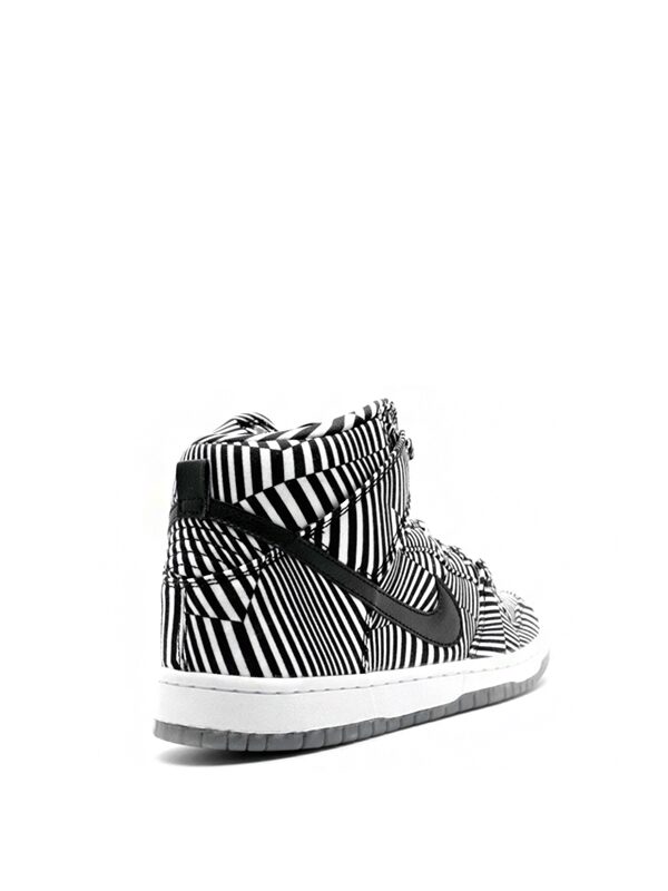 Nike SB Dunk High Concept Car