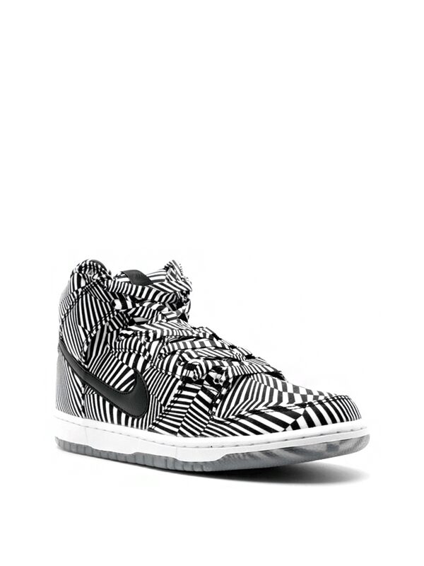Nike SB Dunk High Concept Car