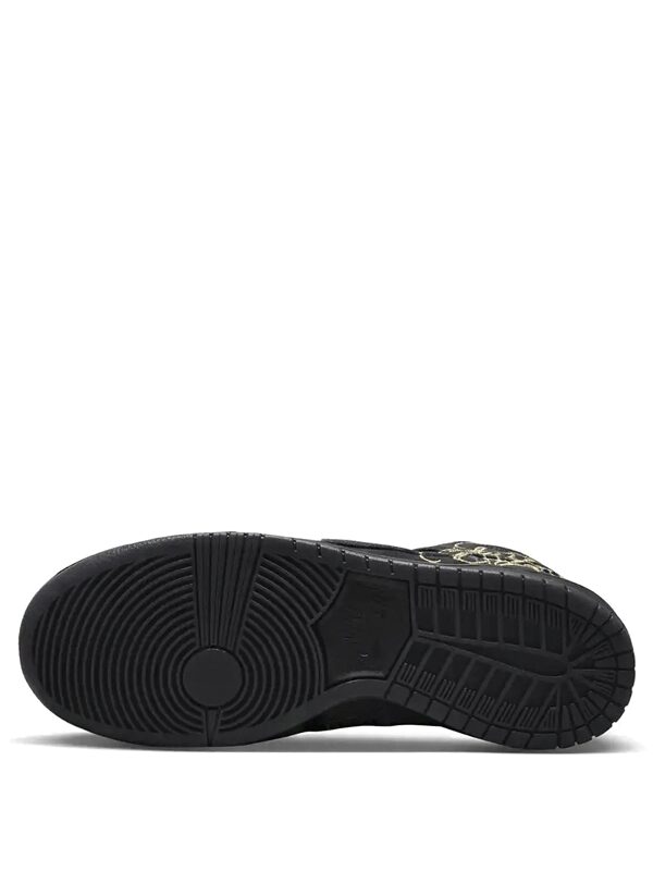 Nike SB Dunk High Pro Black and Metallic Gold