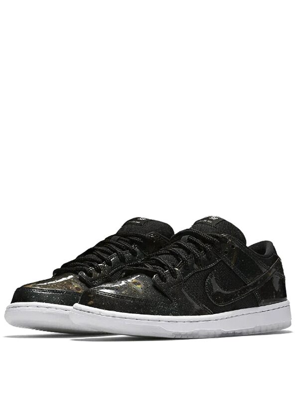 Nike SB Dunk Low 420 Intergalactic