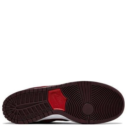 Nike SB Dunk Low Cherry