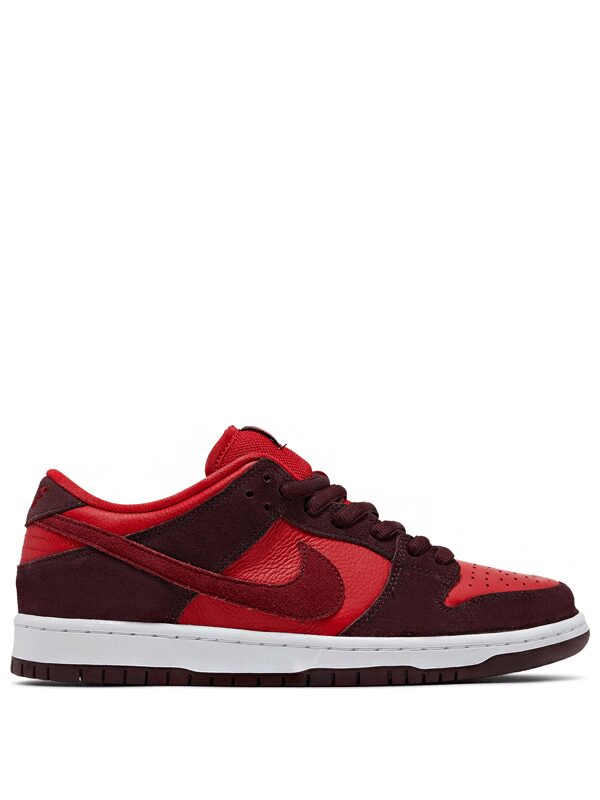 Nike SB Dunk Low Cherry