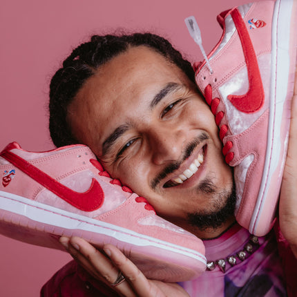 Nike SB Dunk Low Strange Love