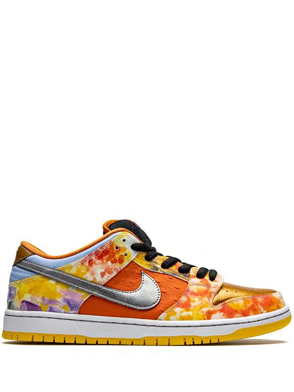 Nike SB Dunk Low Street Hawker (2021)