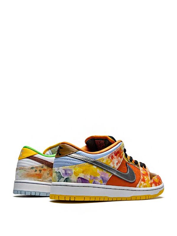Nike SB Dunk Low Street Hawker (2021)
