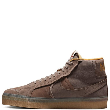 Nike SB Zoom Blazer Mid PRM Plus Plum Eclipse Gum