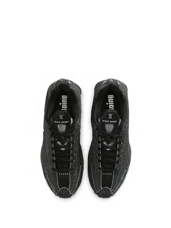 Nike Shox R4 Black Distressed