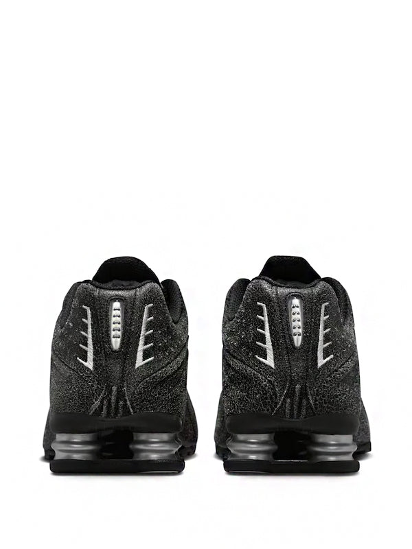 Nike Shox R4 Black Distressed