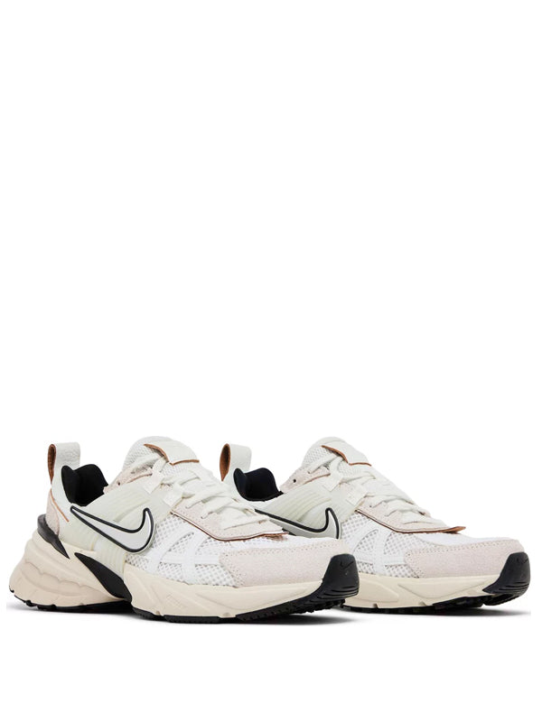 Nike V2K Run Summit White Light Orewood Brown