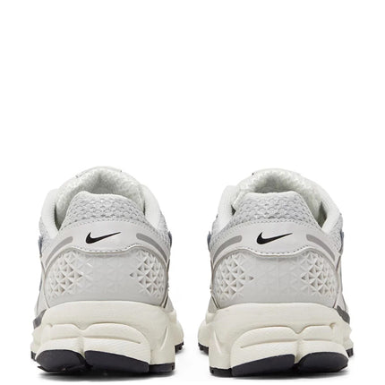 Nike Zoom Vomero 5 Photon Dust Metallic Silver