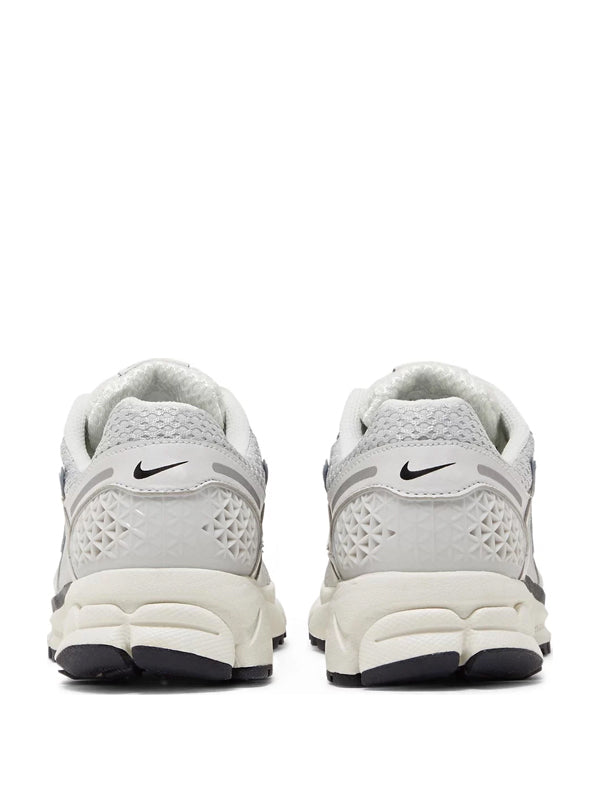 Nike Zoom Vomero 5 Photon Dust Metallic Silver