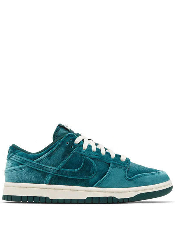 Nike Dunk Low Velvet Teal