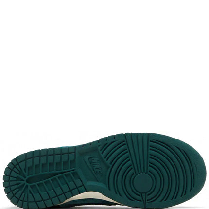 Nike Dunk Low Velvet Teal