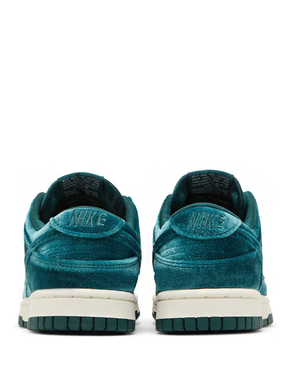 Nike Dunk Low Velvet Teal