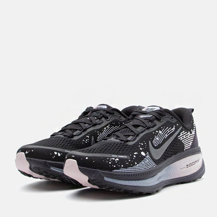 Nike Vomero 18 SE Black Metallic Dark Grey