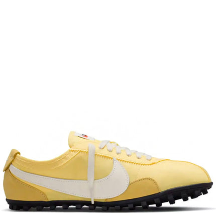 Nike Moon Shoe Soft Yellow