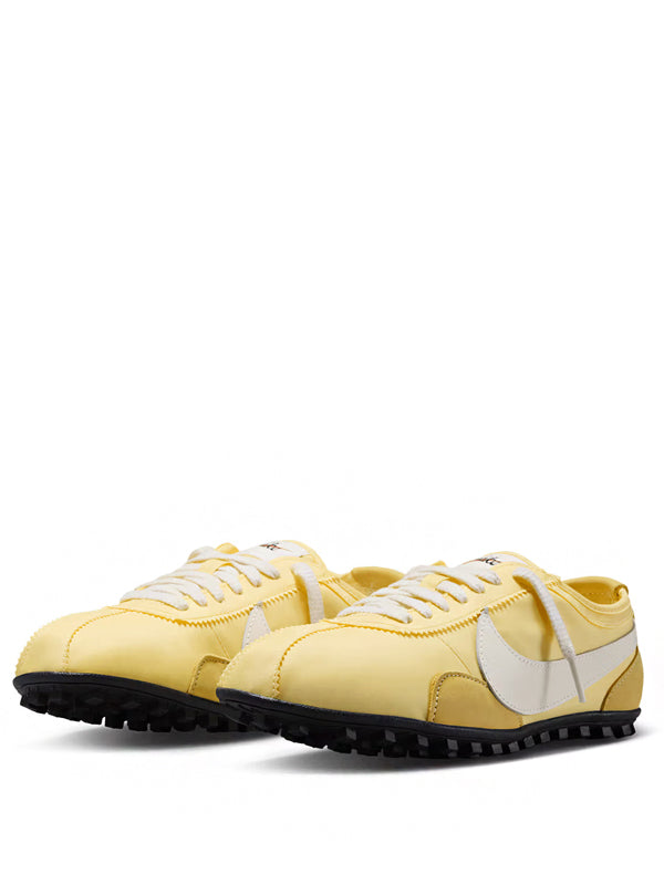 Nike Moon Shoe Soft Yellow