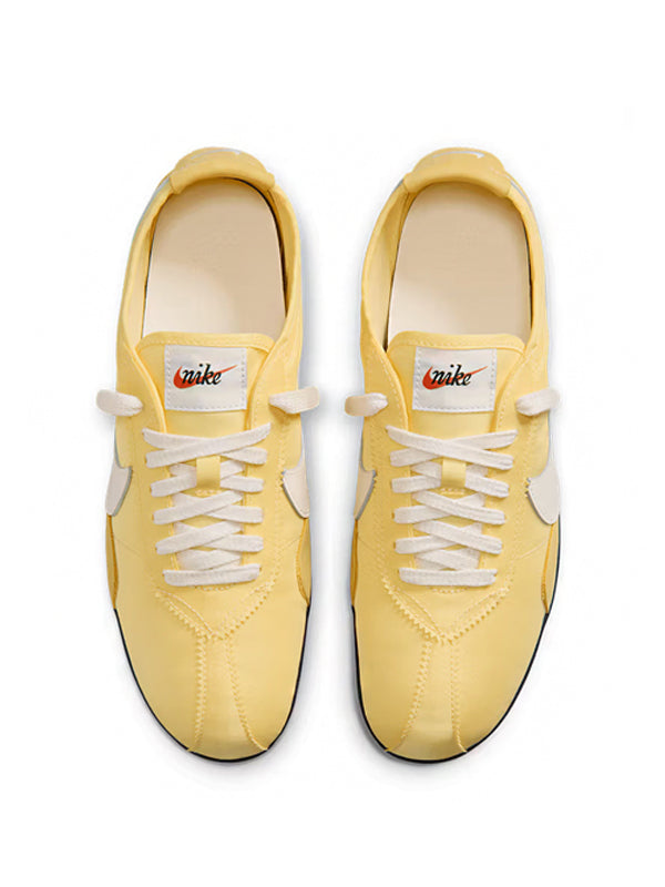 Nike Moon Shoe Soft Yellow