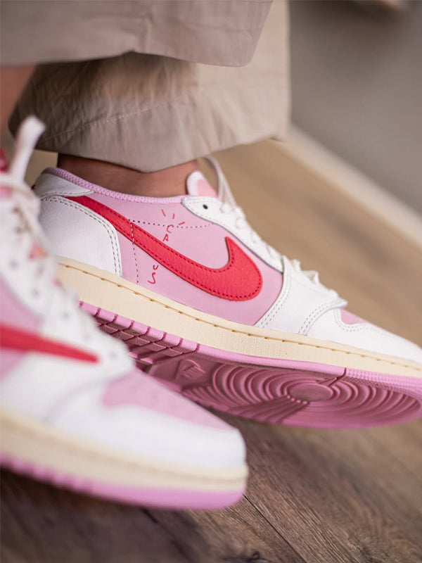 Travis Scott x Air Jordan 1 Low OG SP Sail Tropical Pink