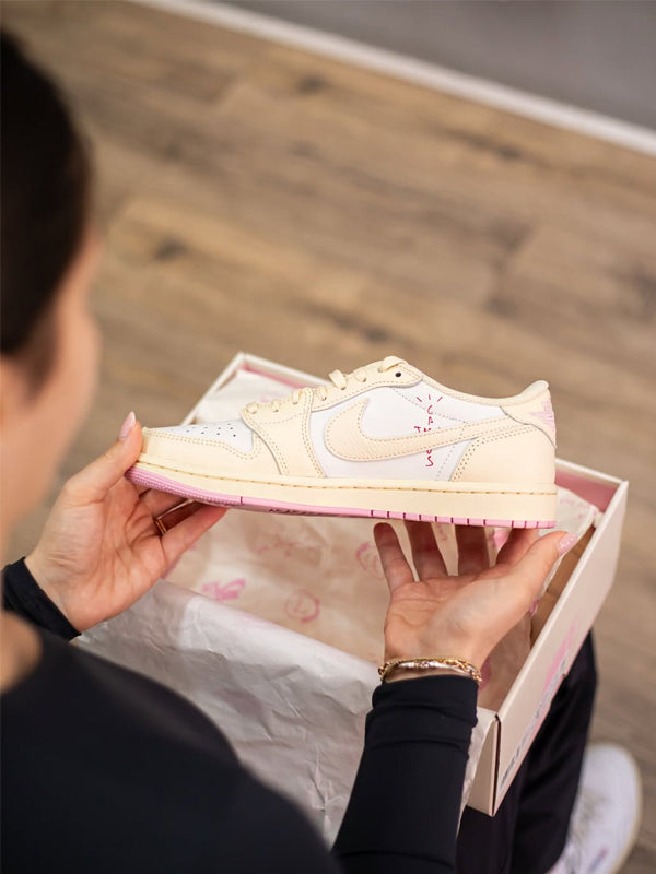 Travis Scott x Air Jordan 1 Low Sail Tropical Pink Shy Pink Muslin
