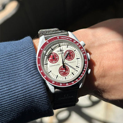 Swatch x Omega Relógio Bioceramic Moonswatch Mission to Pluto