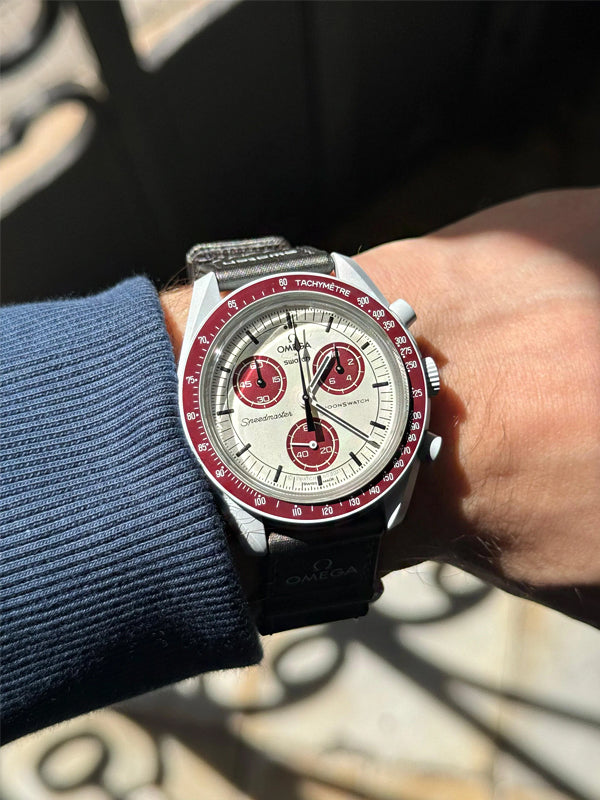 Swatch x Omega Relógio Bioceramic Moonswatch Mission to Pluto