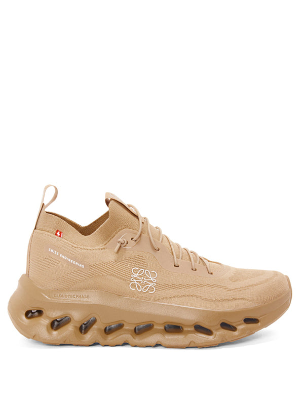 On Running Cloudtilt LOEWE Dark Sand