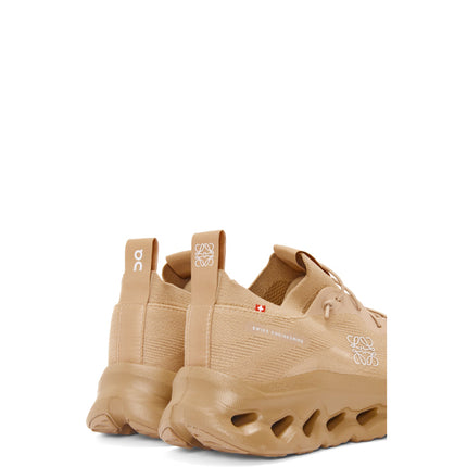 On Running Cloudtilt LOEWE Dark Sand