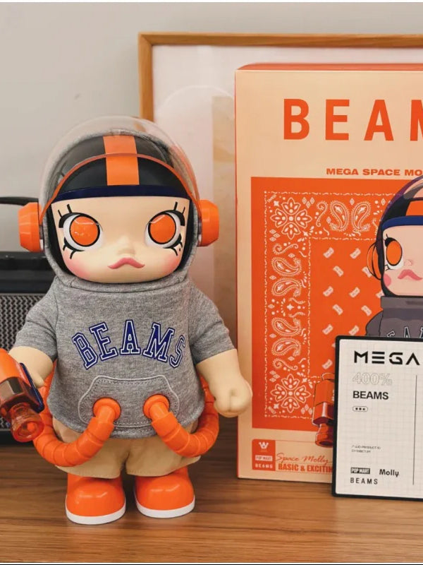 Pop Mart Mega Space Molly Beams 400%