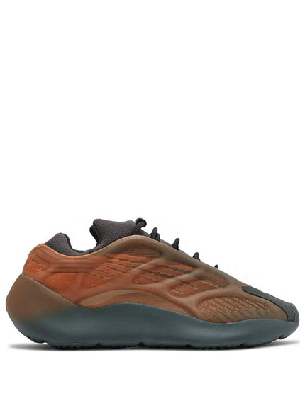 Yeezy 700 V3 Copper Fade