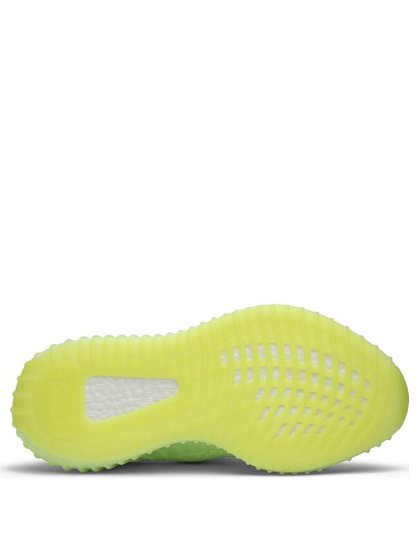 Yeezy Boost 350 v2 Glow In the Dark (GID)
