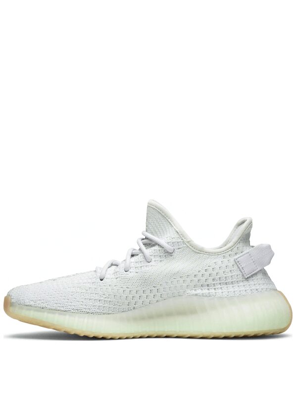 Yeezy Boost 350 v2 Hyperspace