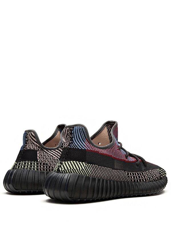 Yeezy Boost 350 v2 Yecheil