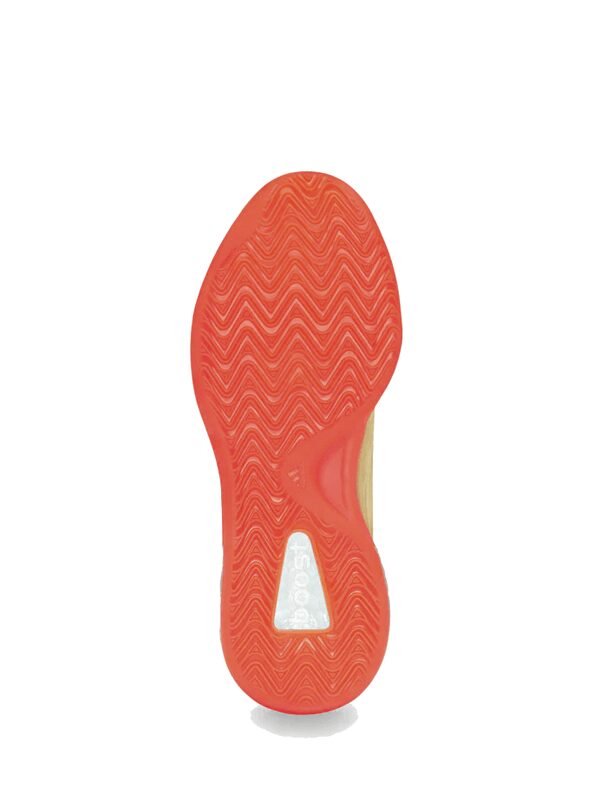 Yeezy QNTM Hi-Res Coral