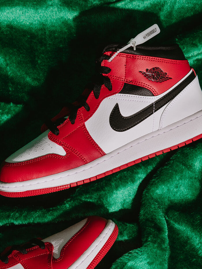 Air Jordan 1 Mid Chicago White Original Sao Paulo 5