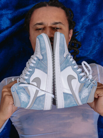 Air Jordan 1 High Hyper Royal - Imagem 2