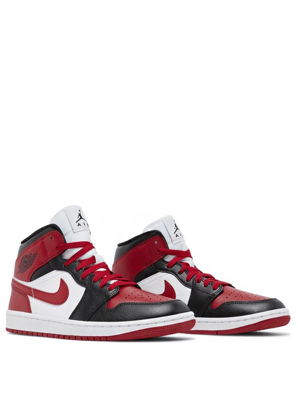 Air Jordan 1 Mid Alternate Bred Toe. Air Jordan 1 Mid Alternate Bred Toe - Imagem 3