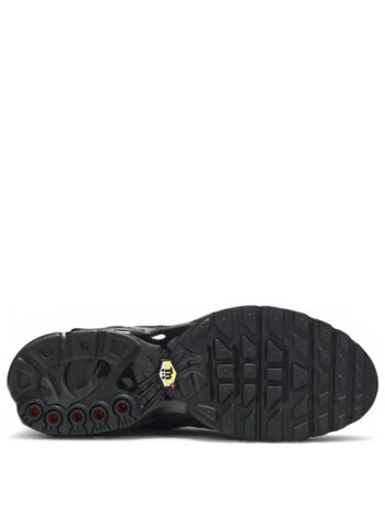 Nike Air Max Plus Triple Black Leather - Imagem 4