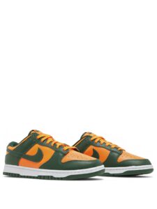 Nike Dunk Low Miami Hurricanes.