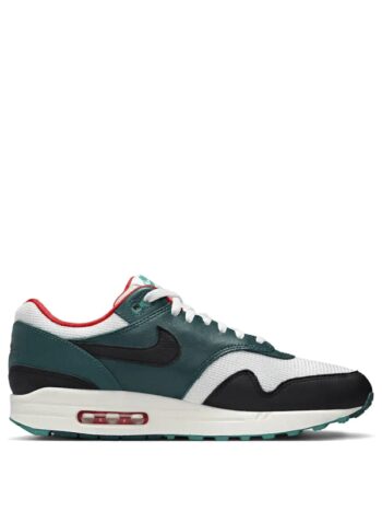 Air Max 1 LeBron James Liverpool F.C.
