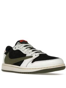 Travis Scott x Air Jordan 1 Low Olive4